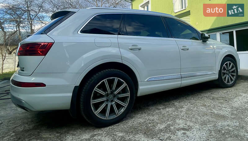 Внедорожник / Кроссовер Audi Q7 2018 в Трускавце