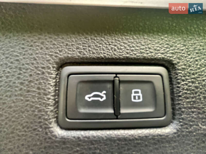 Внедорожник / Кроссовер Audi Q7 2018 в Трускавце