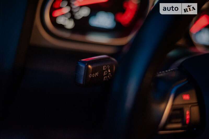Внедорожник / Кроссовер Audi Q7 2015 в Черкассах