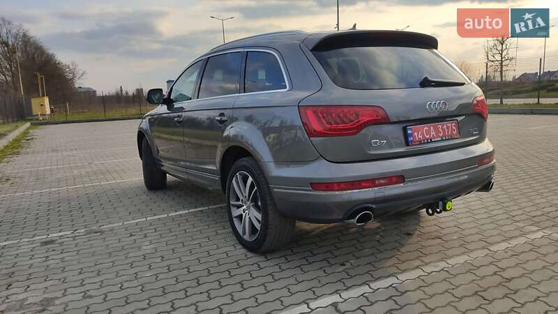 Внедорожник / Кроссовер Audi Q7 2015 в Бродах