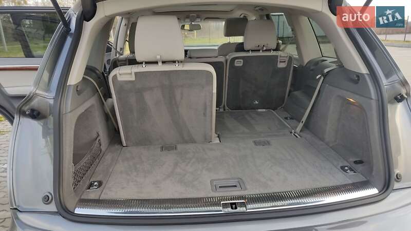 Внедорожник / Кроссовер Audi Q7 2015 в Бродах