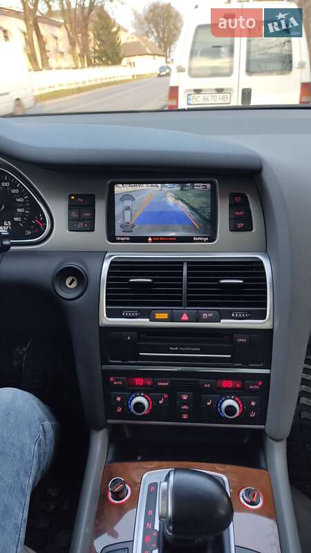 Внедорожник / Кроссовер Audi Q7 2015 в Бродах