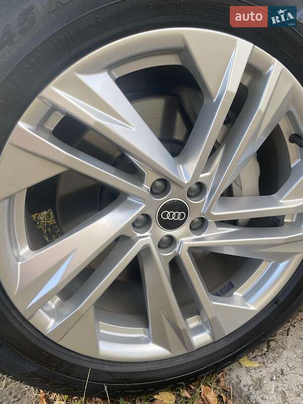 Внедорожник / Кроссовер Audi Q7 2020 в Тернополе
