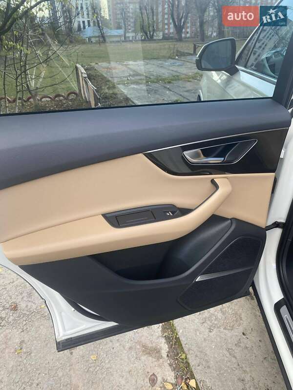 Внедорожник / Кроссовер Audi Q7 2020 в Тернополе