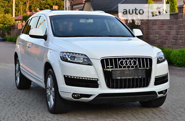 Позашляховик / Кросовер Audi Q7 2013 в Рівному