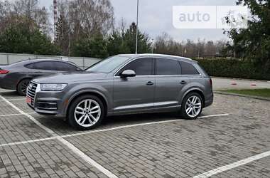 Audi Q7 2015