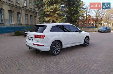 Внедорожник / Кроссовер Audi Q7 2017 в Сумах