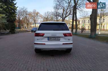 Внедорожник / Кроссовер Audi Q7 2017 в Сумах