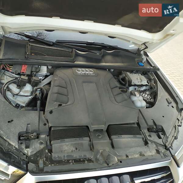 Позашляховик / Кросовер Audi Q7 2017 в Сумах