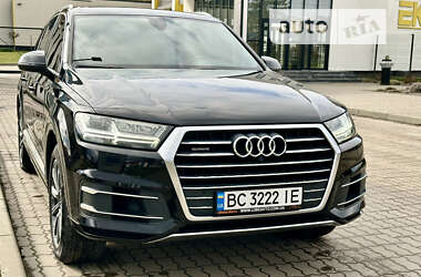 Audi Q7 2016