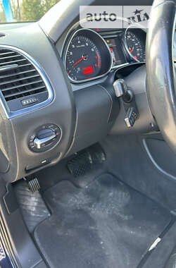 Внедорожник / Кроссовер Audi Q7 2010 в 