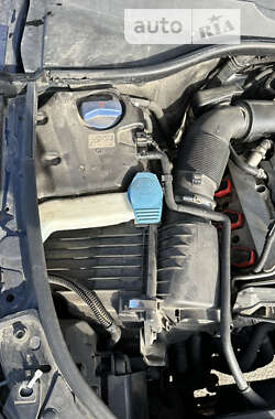 Внедорожник / Кроссовер Audi Q7 2010 в 