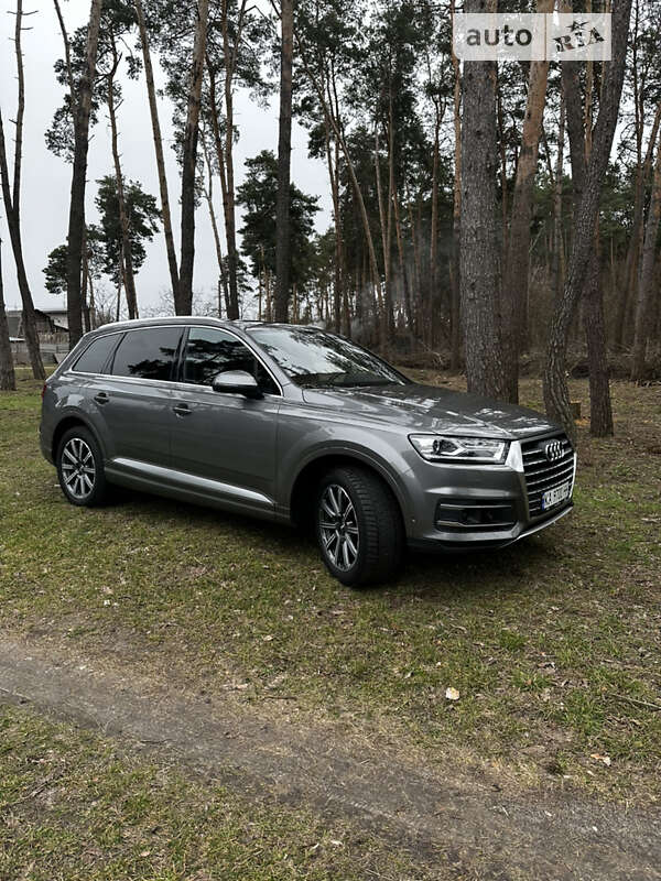 Внедорожник / Кроссовер Audi Q7 2016 в Броварах