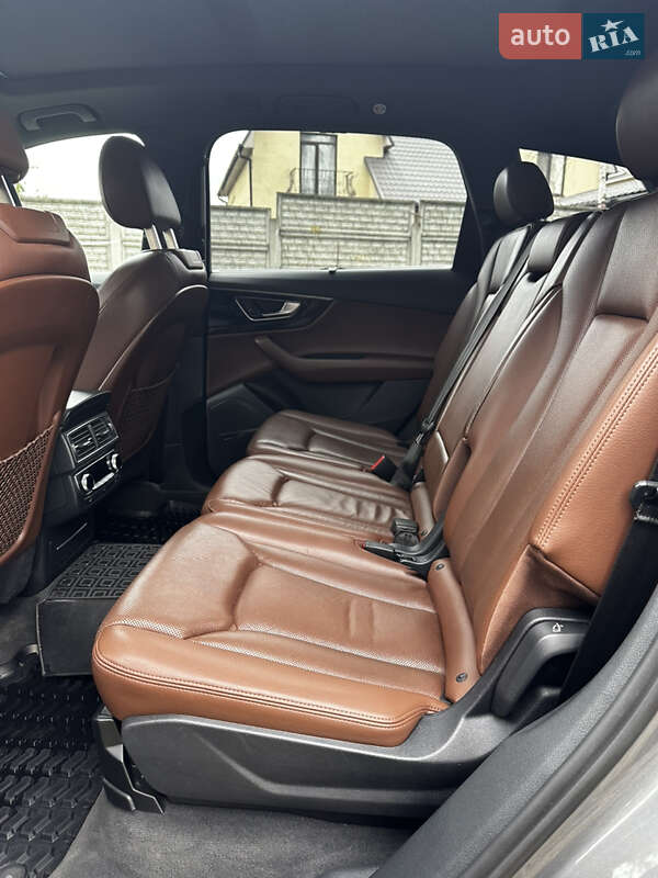 Внедорожник / Кроссовер Audi Q7 2016 в Броварах