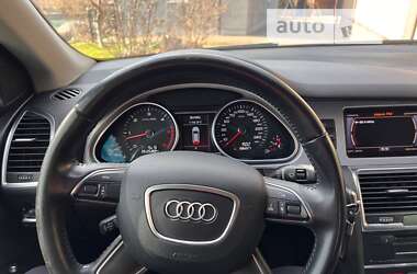 Внедорожник / Кроссовер Audi Q7 2013 в Дубно