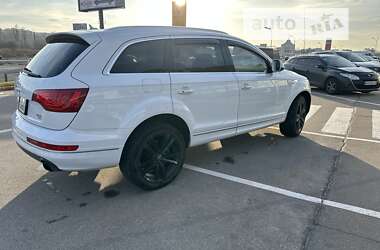 Внедорожник / Кроссовер Audi Q7 2015 в Киеве