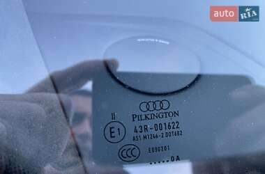 Позашляховик / Кросовер Audi Q7 2017 в 