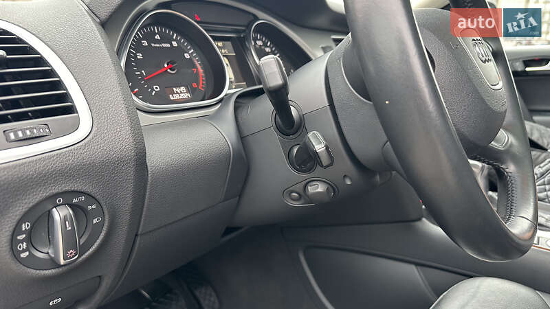 Позашляховик / Кросовер Audi Q7 2015 в Черкасах