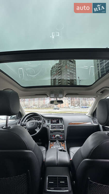Позашляховик / Кросовер Audi Q7 2015 в Черкасах