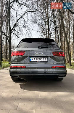 Внедорожник / Кроссовер Audi Q7 2019 в 