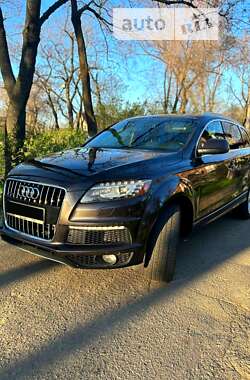 Позашляховик / Кросовер Audi Q7 2013 в Одесі