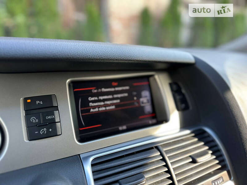 Внедорожник / Кроссовер Audi Q7 2015 в Львове