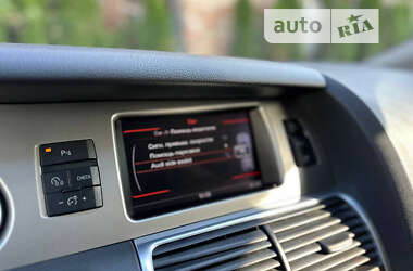 Внедорожник / Кроссовер Audi Q7 2015 в 