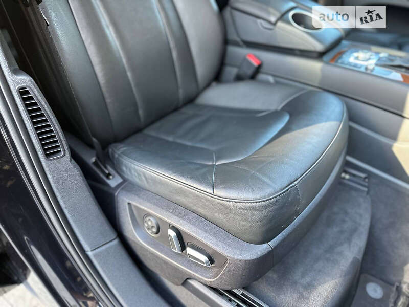 Внедорожник / Кроссовер Audi Q7 2015 в Львове