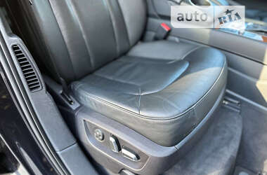 Внедорожник / Кроссовер Audi Q7 2015 в 