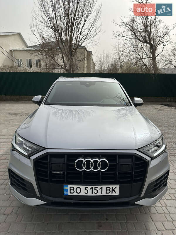 Позашляховик / Кросовер Audi Q7 2020 в Заліщиках