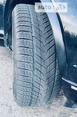 Внедорожник / Кроссовер Audi Q7 2013 в 
