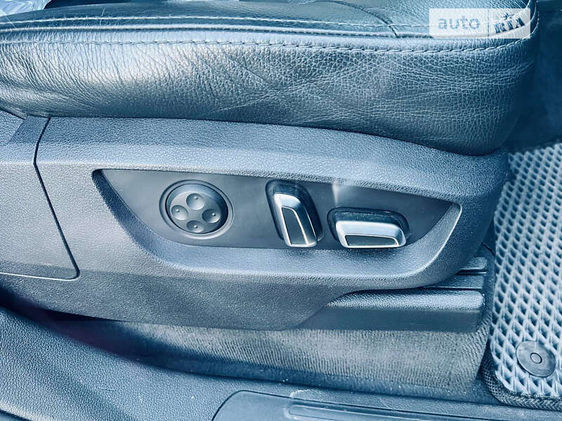 Позашляховик / Кросовер Audi Q7 2013 в Білгороді-Дністровському