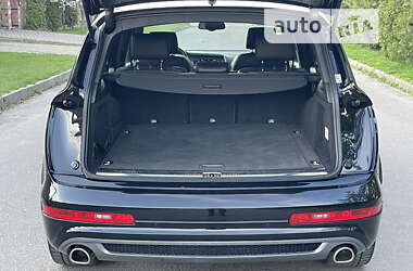 Внедорожник / Кроссовер Audi Q7 2014 в 