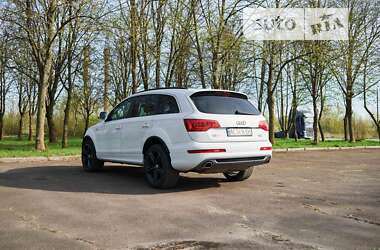Внедорожник / Кроссовер Audi Q7 2015 в Владимир-Волынском
