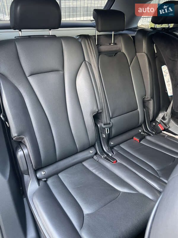 Позашляховик / Кросовер Audi Q7 2015 в Кропивницькому