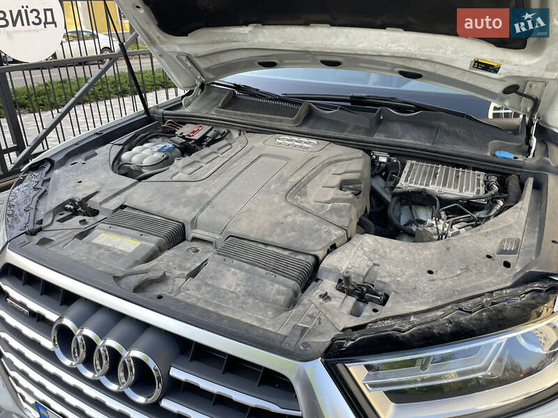 Позашляховик / Кросовер Audi Q7 2015 в Кропивницькому