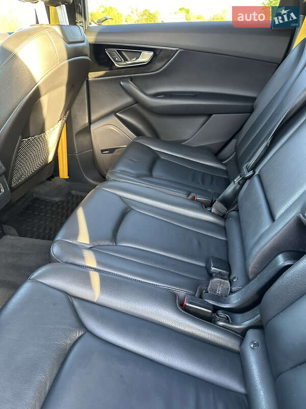 Внедорожник / Кроссовер Audi Q7 2019 в Черновцах