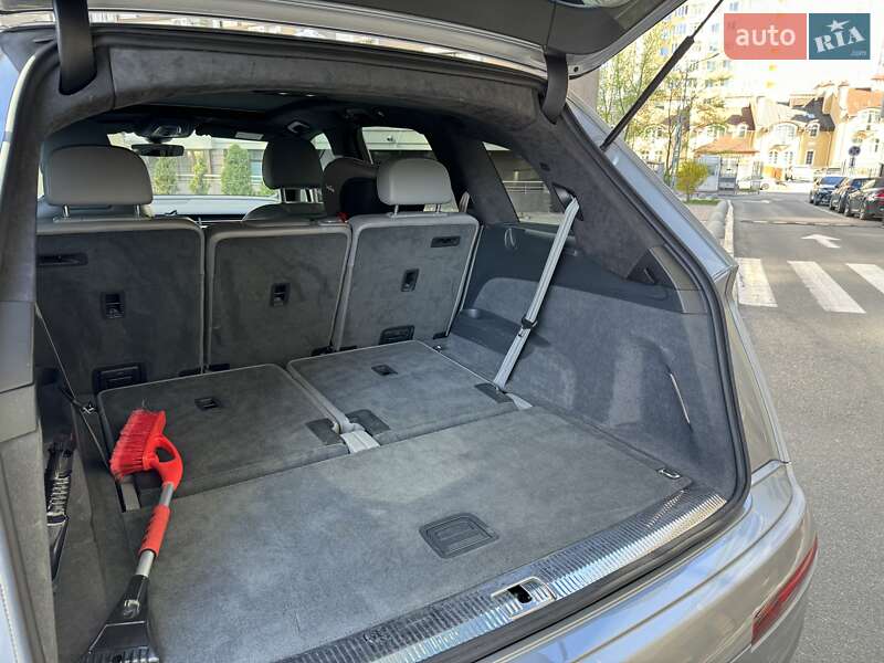 Внедорожник / Кроссовер Audi Q7 2016 в Киеве фото 10 Внедорожник / Кроссовер Audi Q7 2016 в Киеве