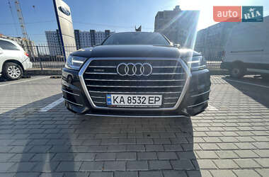 Внедорожник / Кроссовер Audi Q7 2016 в Чернигове