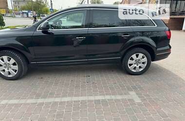 Позашляховик / Кросовер Audi Q7 2014 в Шепетівці