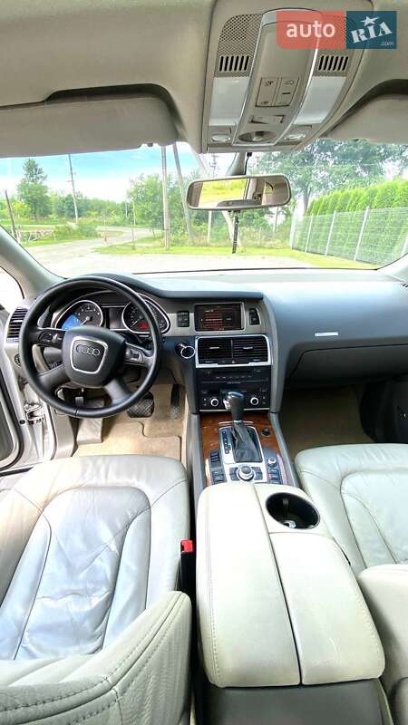 Внедорожник / Кроссовер Audi Q7 2007 в Одессе