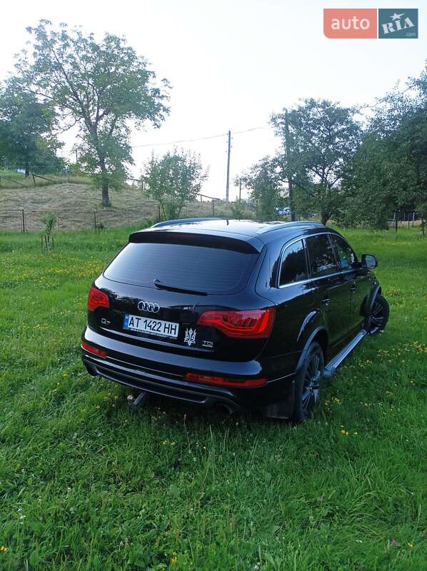 Внедорожник / Кроссовер Audi Q7 2012 в Косове