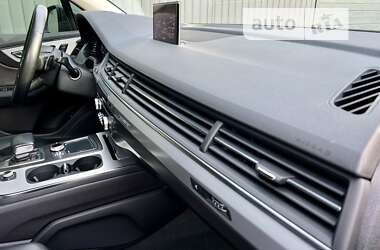 Позашляховик / Кросовер Audi Q7 2018 в Києві