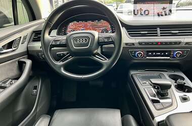 Позашляховик / Кросовер Audi Q7 2018 в Києві