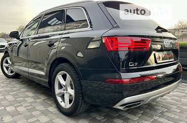 Позашляховик / Кросовер Audi Q7 2018 в Києві