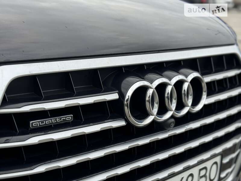Внедорожник / Кроссовер Audi Q7 2018 в Тернополе