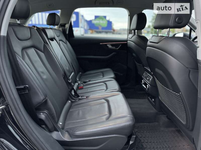 Внедорожник / Кроссовер Audi Q7 2018 в Тернополе