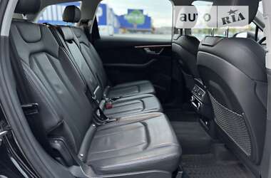 Внедорожник / Кроссовер Audi Q7 2018 в 