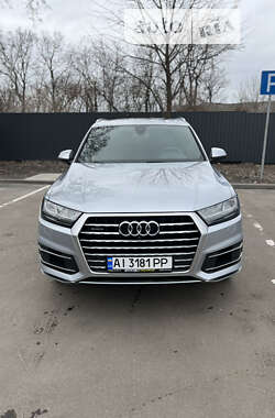 Audi Q7 2017