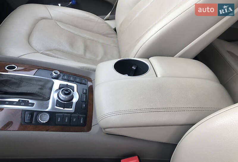 Позашляховик / Кросовер Audi Q7 2013 в Івано-Франківську